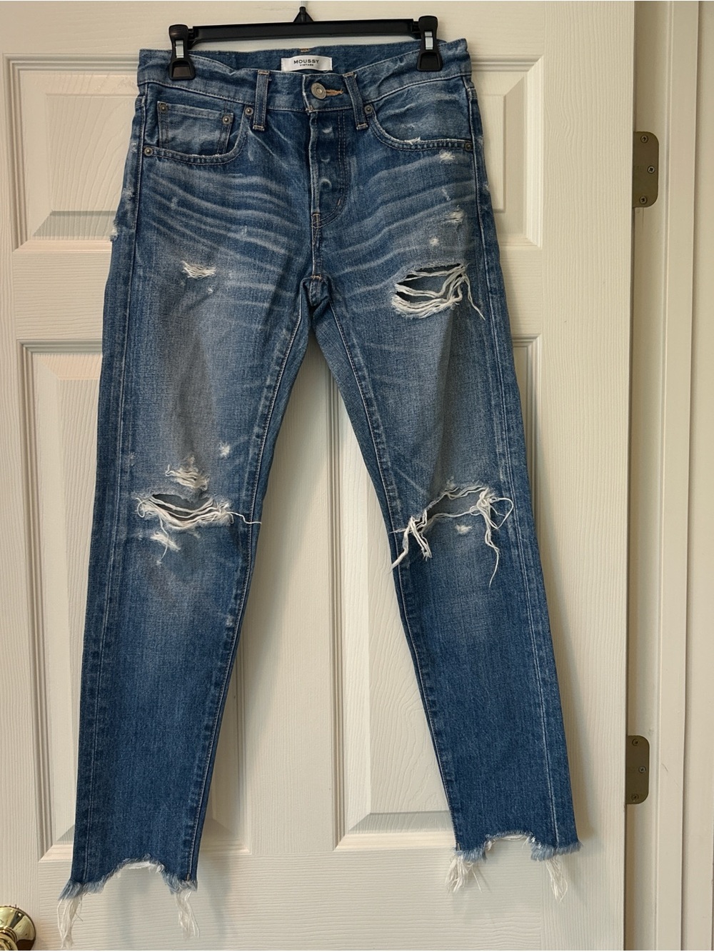 Moussy Distressed Blue Jeans